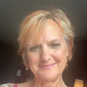 Meet your Posher, Beth